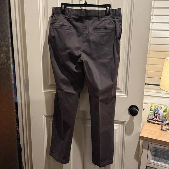 Wrangler Men's Charcoal Chinos - Picture 3 of 5